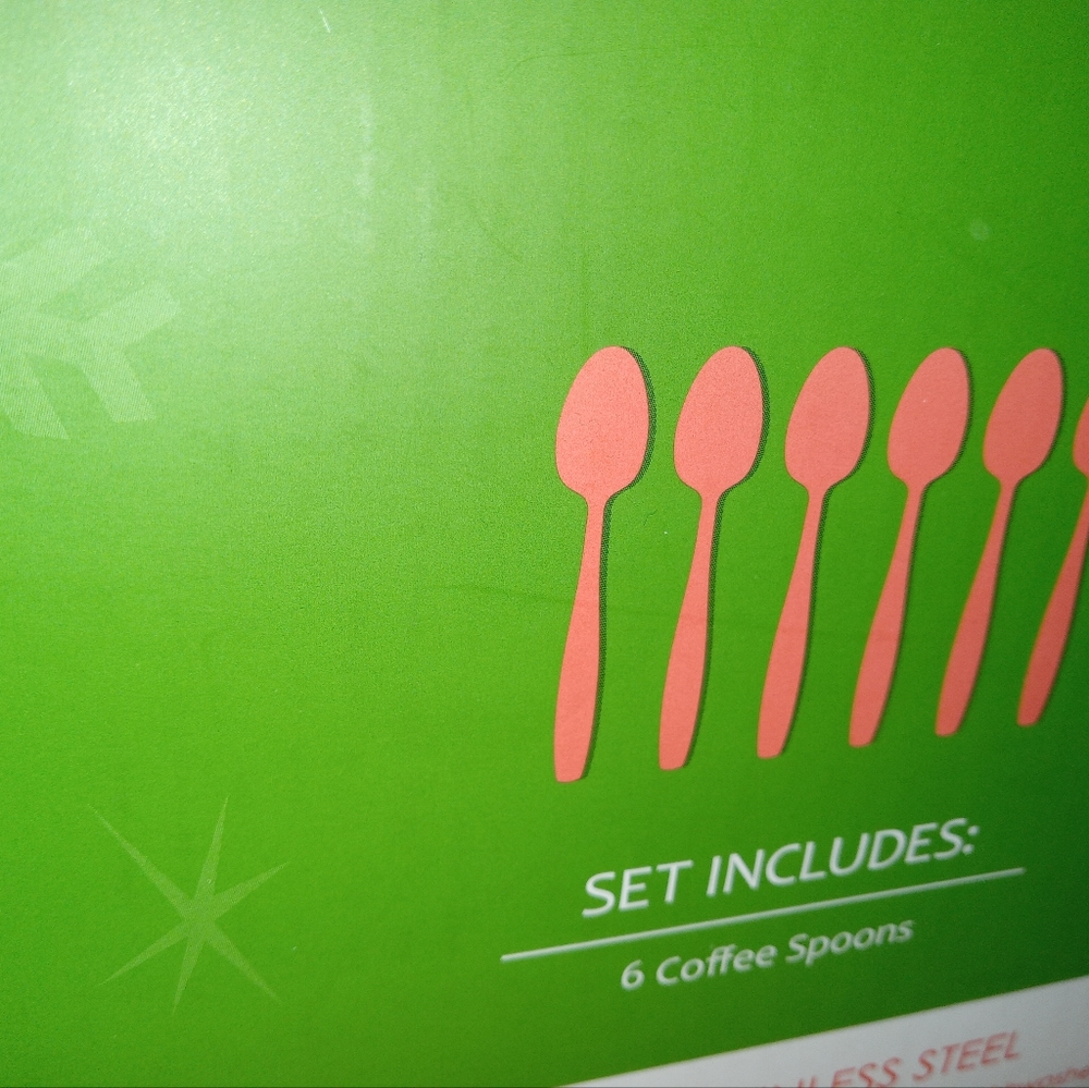 Towle Santa Coffee Spoon Set - Picture 4 of 12